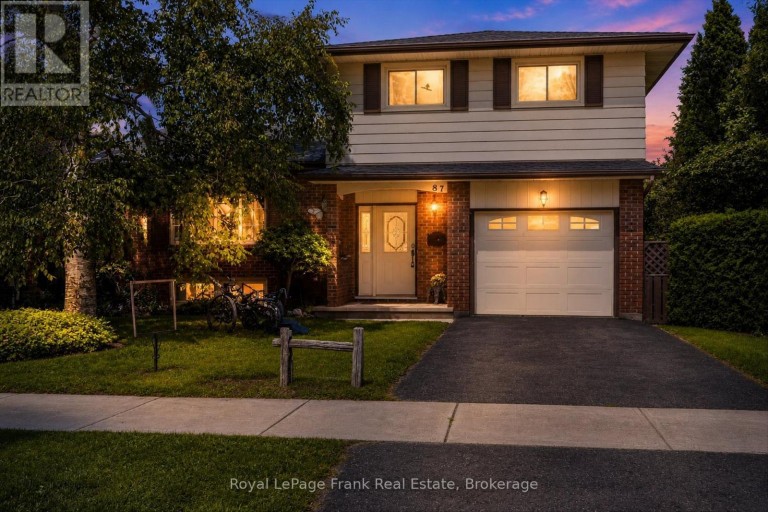 87 OAKWOOD CRESCENT, Peterborough (Monaghan Ward 2), Ontario, K9J1N2