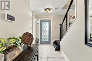 22 BYWOOD CRESCENT Hamilton (Stoney Creek Mountain) Ontario photo 2