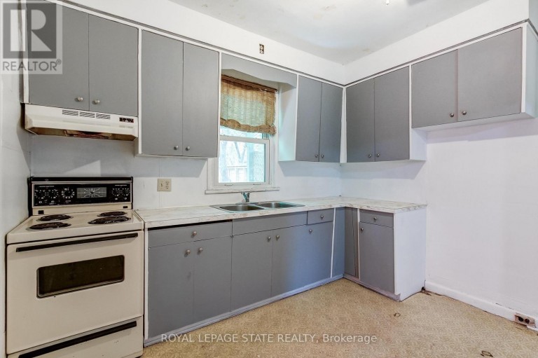 69 GAGE AVENUE N, Hamilton (Stipley), Ontario, L8L6Z8