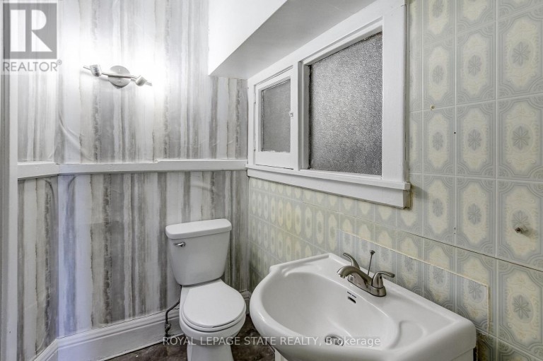 69 GAGE AVENUE N, Hamilton (Stipley), Ontario, L8L6Z8