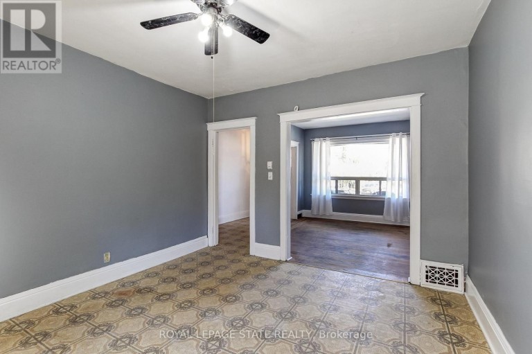 69 GAGE AVENUE N, Hamilton (Stipley), Ontario, L8L6Z8
