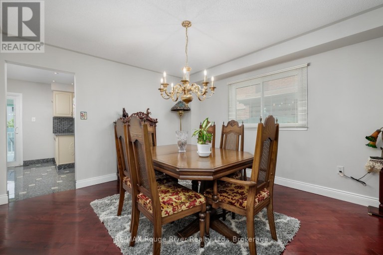 1106 RIDGE VALLEY DRIVE, Oshawa (Pinecrest), Ontario, L1K2E2