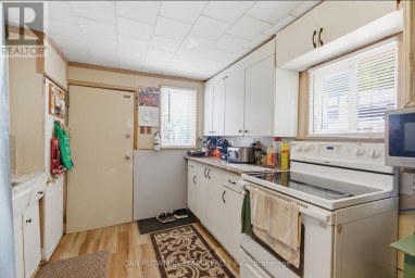 78 EAST BEACH ROAD Clarington (Bowmanville) Ontario photo 12
