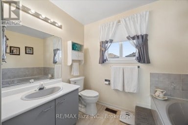 894 GRANDVIEW STREET N Oshawa (Pinecrest) Ontario photo 19