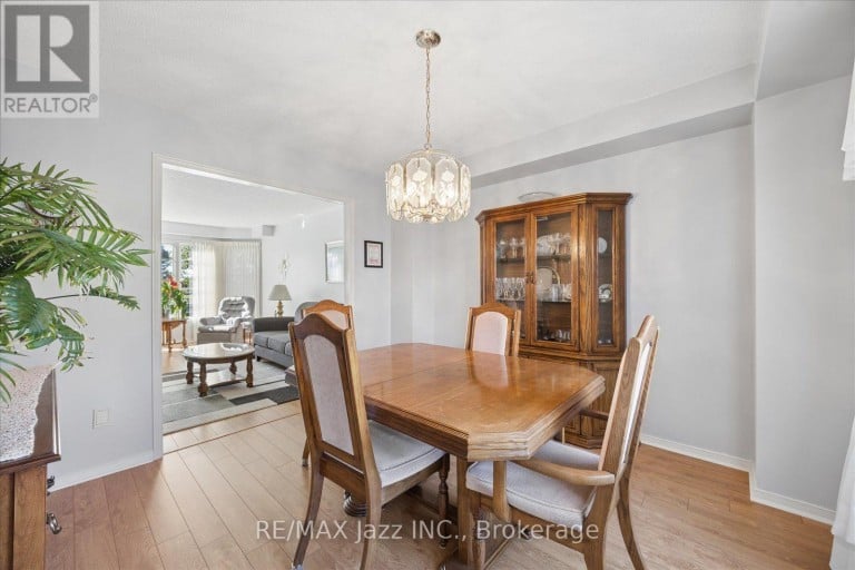 894 GRANDVIEW STREET N, Oshawa (Pinecrest), Ontario, L1K2E3