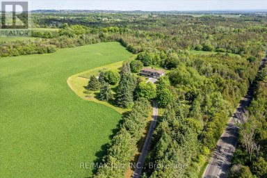 8733 LESKARD ROAD Clarington Ontario photo 3