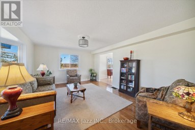 8733 LESKARD ROAD Clarington Ontario photo 5