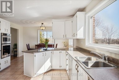 8733 LESKARD ROAD Clarington Ontario photo 9