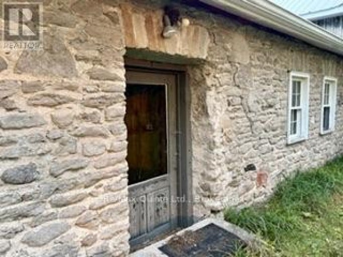 1079 CLEARVIEW ROAD, Centre Hastings, Ontario, K0K3E0