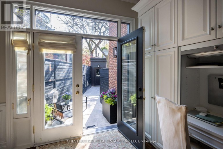 117 DAVENPORT ROAD, Toronto (Annex), Ontario, M5R1H8