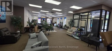 15 CANN STREET Huntsville Ontario photo 12