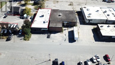 15 CANN STREET Huntsville Ontario photo 7