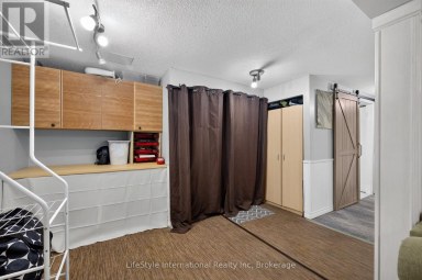 18 CAMROSE COURT Kitchener Ontario photo 27