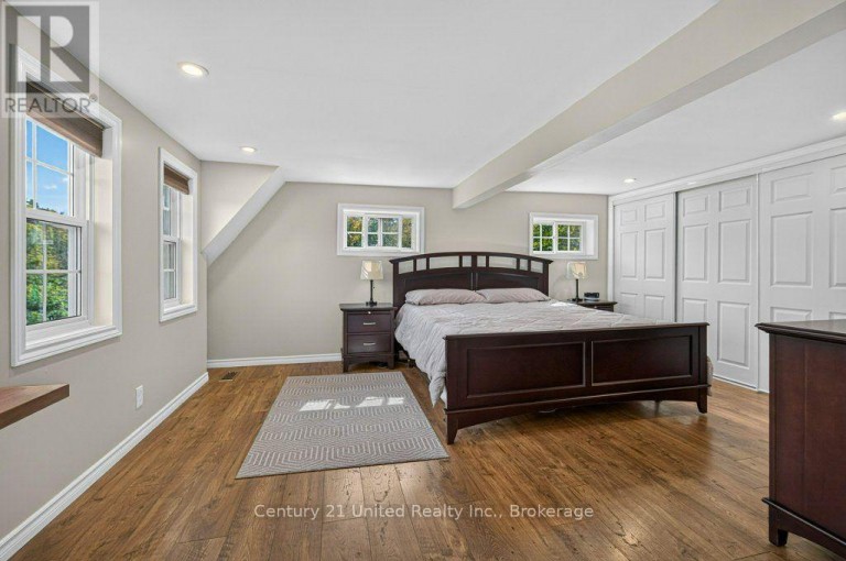 37 NORTHEY'S BAY ROAD, North Kawartha, Ontario, K0L3E0