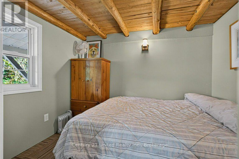 37 NORTHEY'S BAY ROAD, North Kawartha, Ontario, K0L3E0