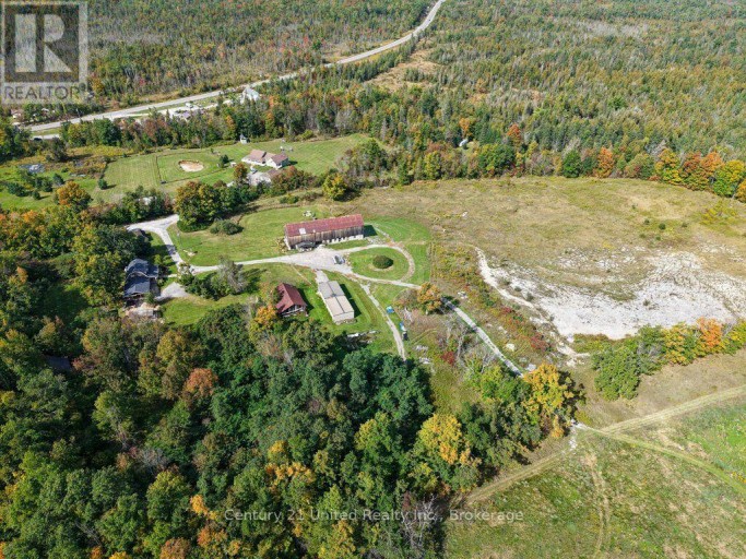 37 NORTHEY'S BAY ROAD, North Kawartha, Ontario, K0L3E0