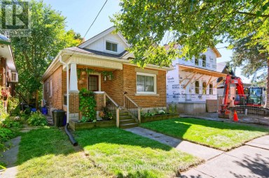 16 BARRINGTON AVENUE London North (North N) Ontario photo 2