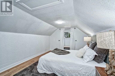 16 BARRINGTON AVENUE London North (North N) Ontario photo 24