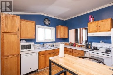 1201 EDWARD STREET S Thunder Bay (Westfort) Ontario photo 11