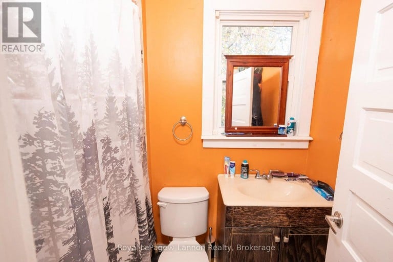 1201 EDWARD STREET S, Thunder Bay (Westfort), Ontario, P7E2J1