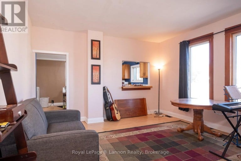 1201 EDWARD STREET S, Thunder Bay (Westfort), Ontario, P7E2J1