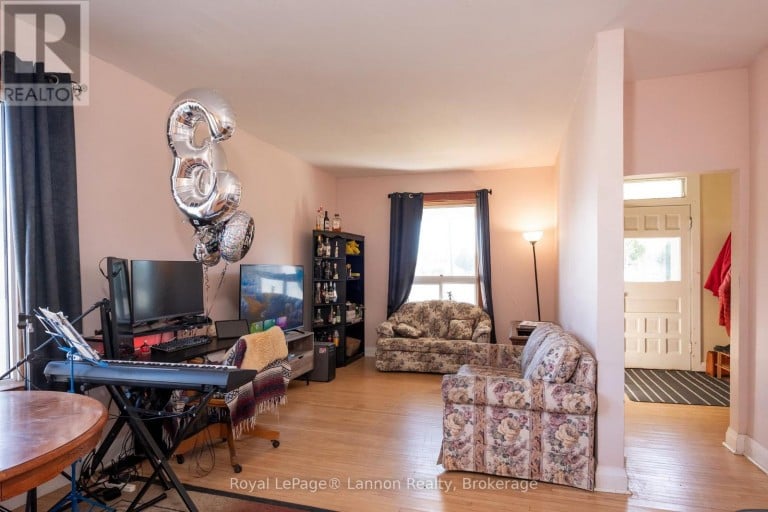 1201 EDWARD STREET S, Thunder Bay (Westfort), Ontario, P7E2J1