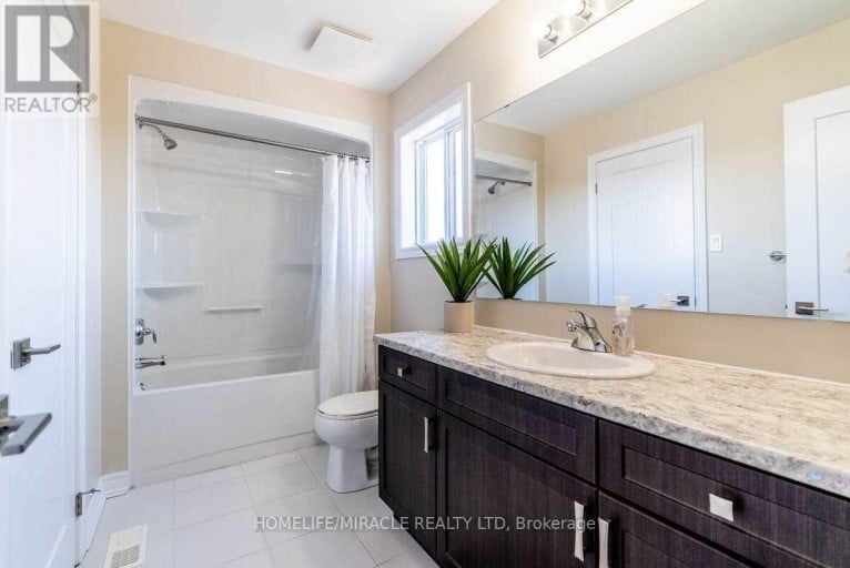 32 CARLETON TRAIL, New Tecumseth (Beeton), Ontario, L0G1A0