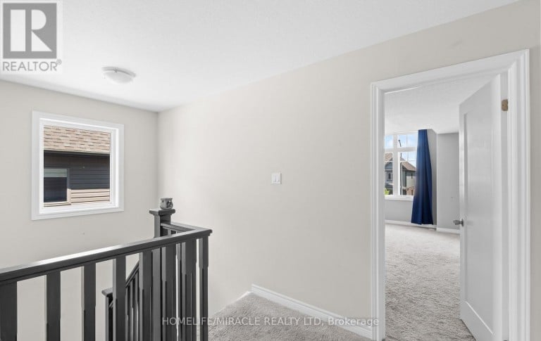 32 CARLETON TRAIL, New Tecumseth (Beeton), Ontario, L0G1A0