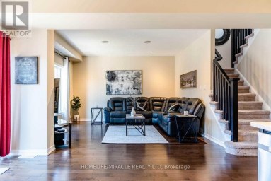 32 CARLETON TRAIL New Tecumseth (Beeton) Ontario photo 8