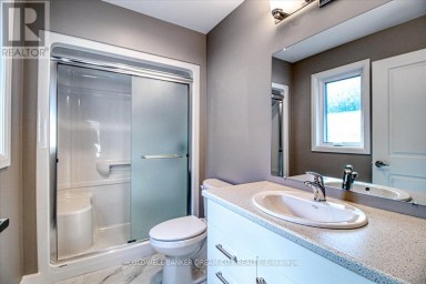100 ARROWHEAD LANE Chatham-Kent (Chatham) Ontario photo 16