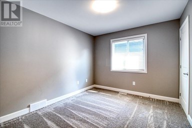 100 ARROWHEAD LANE Chatham-Kent (Chatham) Ontario photo 18