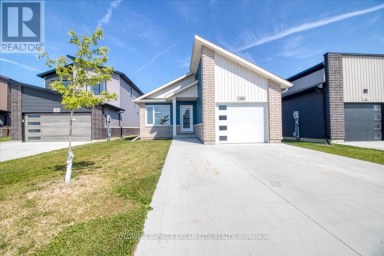 100 ARROWHEAD LANE Chatham-Kent (Chatham) Ontario photo 2