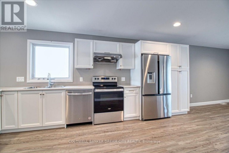 100 ARROWHEAD LANE, Chatham-Kent (Chatham), Ontario, N7M0T2
