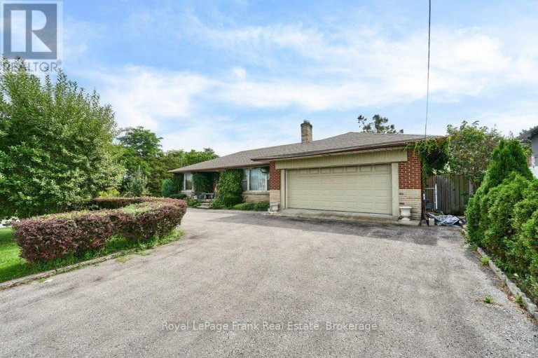 1535 DUNDAS STREET E, Whitby (Blue Grass Meadows), Ontario, L1N2K6