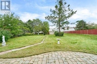 1535 DUNDAS STREET E Whitby (Blue Grass Meadows) Ontario photo 4