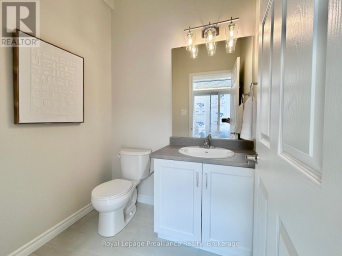 93 ATHABASKA DRIVE, Belleville (Thurlow Ward), Ontario, K8N0T1