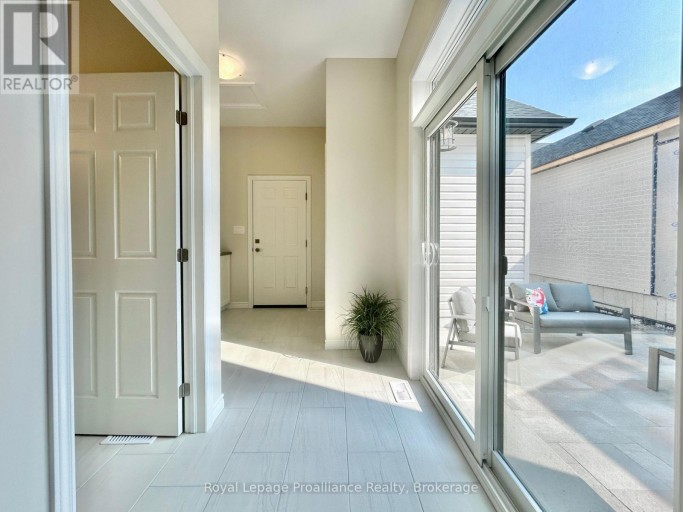 93 ATHABASKA DRIVE, Belleville (Thurlow Ward), Ontario, K8N0T1