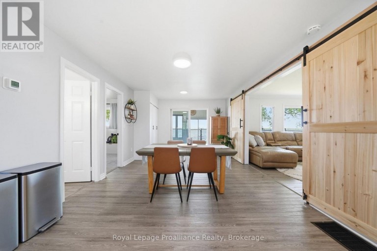 33 PEATS POINT LANE, Prince Edward County (Ameliasburg Ward), Ontario, K8N4Z7