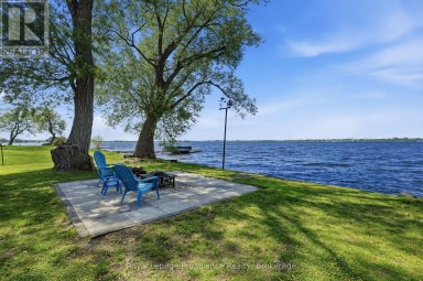 33 PEATS POINT LANE Prince Edward County (Ameliasburg Ward) Ontario photo 33