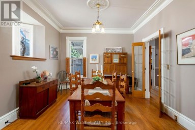 195 DUNN AVENUE Toronto (South Parkdale) Ontario photo 8