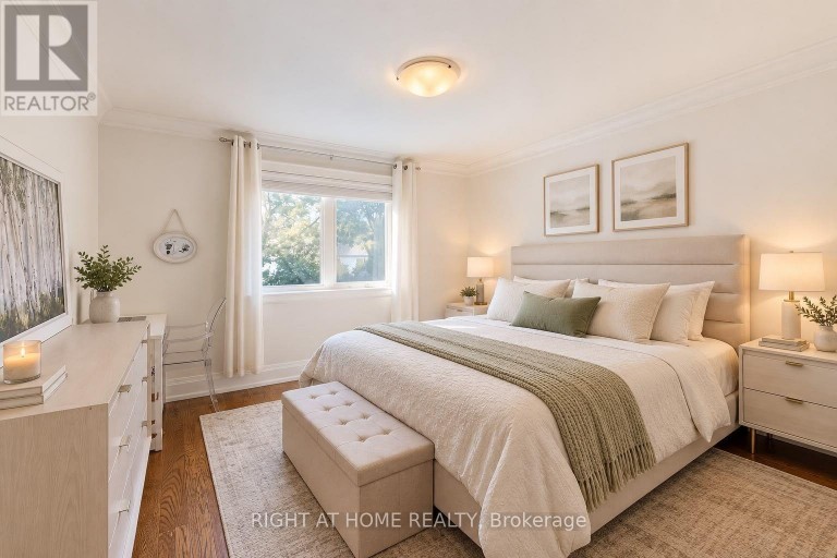 490 ORCHARD DRIVE, Oakville (WO West), Ontario, L6K1P1