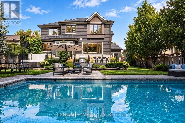 490 ORCHARD DRIVE, Oakville (WO West), Ontario, L6K1P1
