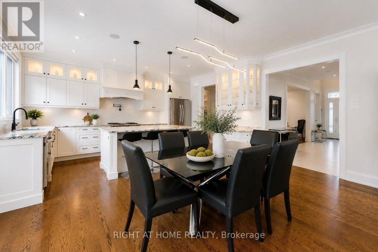 490 ORCHARD DRIVE, Oakville (WO West), Ontario, L6K1P1