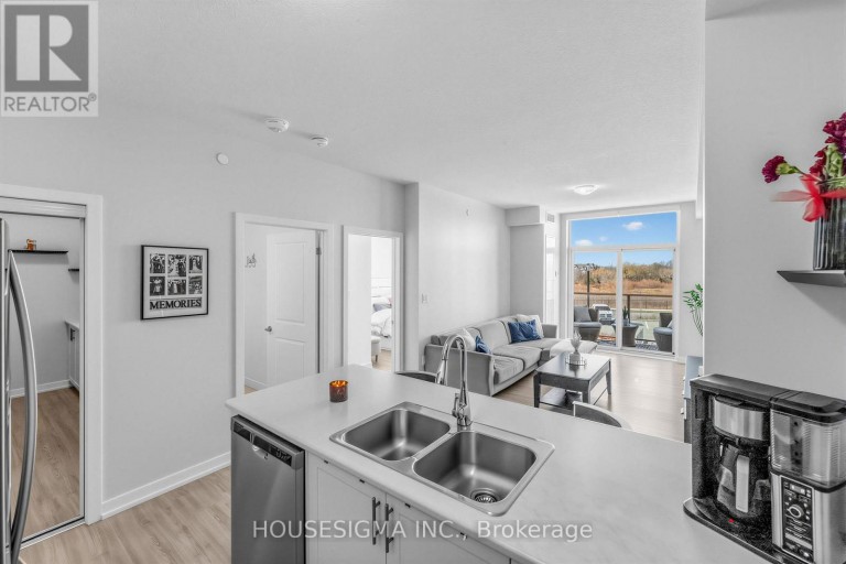 230 - 450 DUNDAS STREET E, Hamilton (Waterdown), Ontario, L8B1Z2