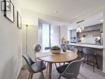 314 - 7 BISHOP AVENUE Toronto (Newtonbrook East) Ontario photo 3