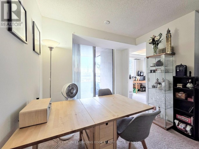 314 - 7 BISHOP AVENUE, Toronto (Newtonbrook East), Ontario, M2M4J4