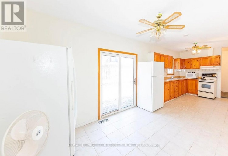 252 BLOOR STREET E, Oshawa (Lakeview), Ontario, L1H3M6