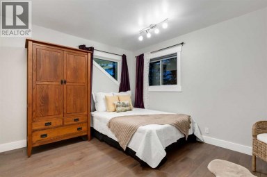9915 Patton Road SW Calgary Alberta photo 24