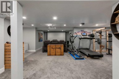 9915 Patton Road SW Calgary Alberta photo 27