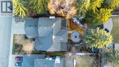 9915 Patton Road SW Calgary Alberta photo 44